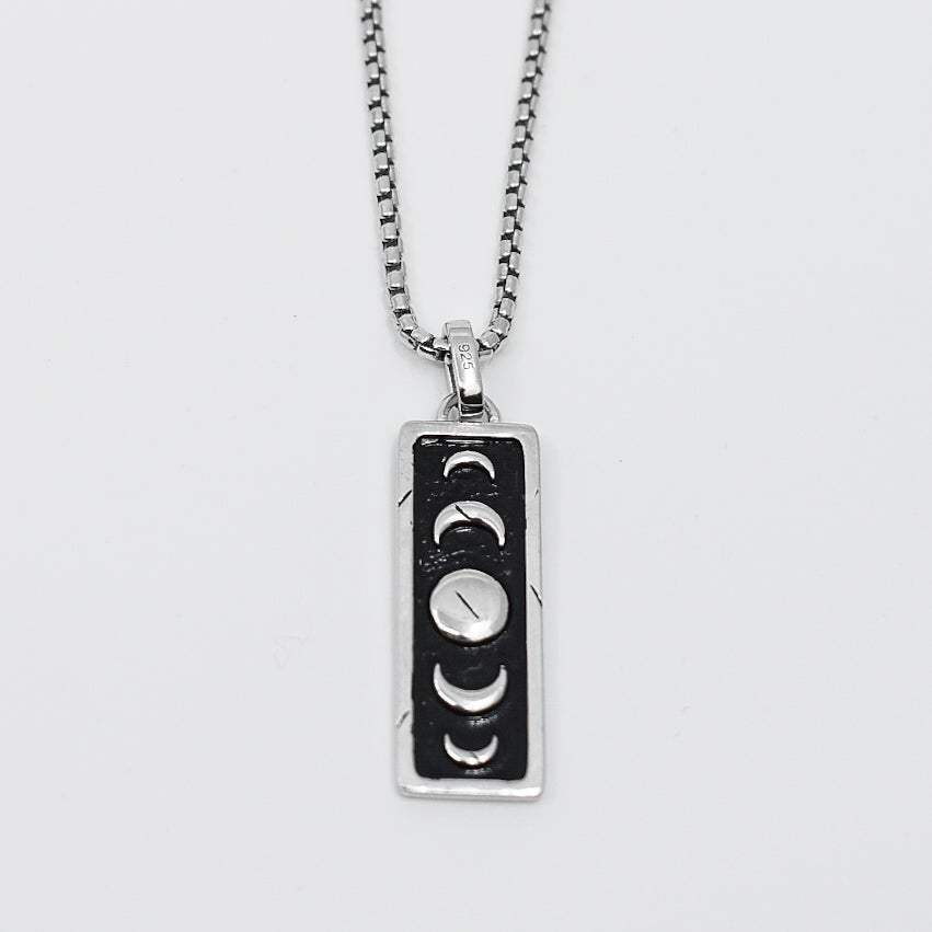 ECLIPSE necklace